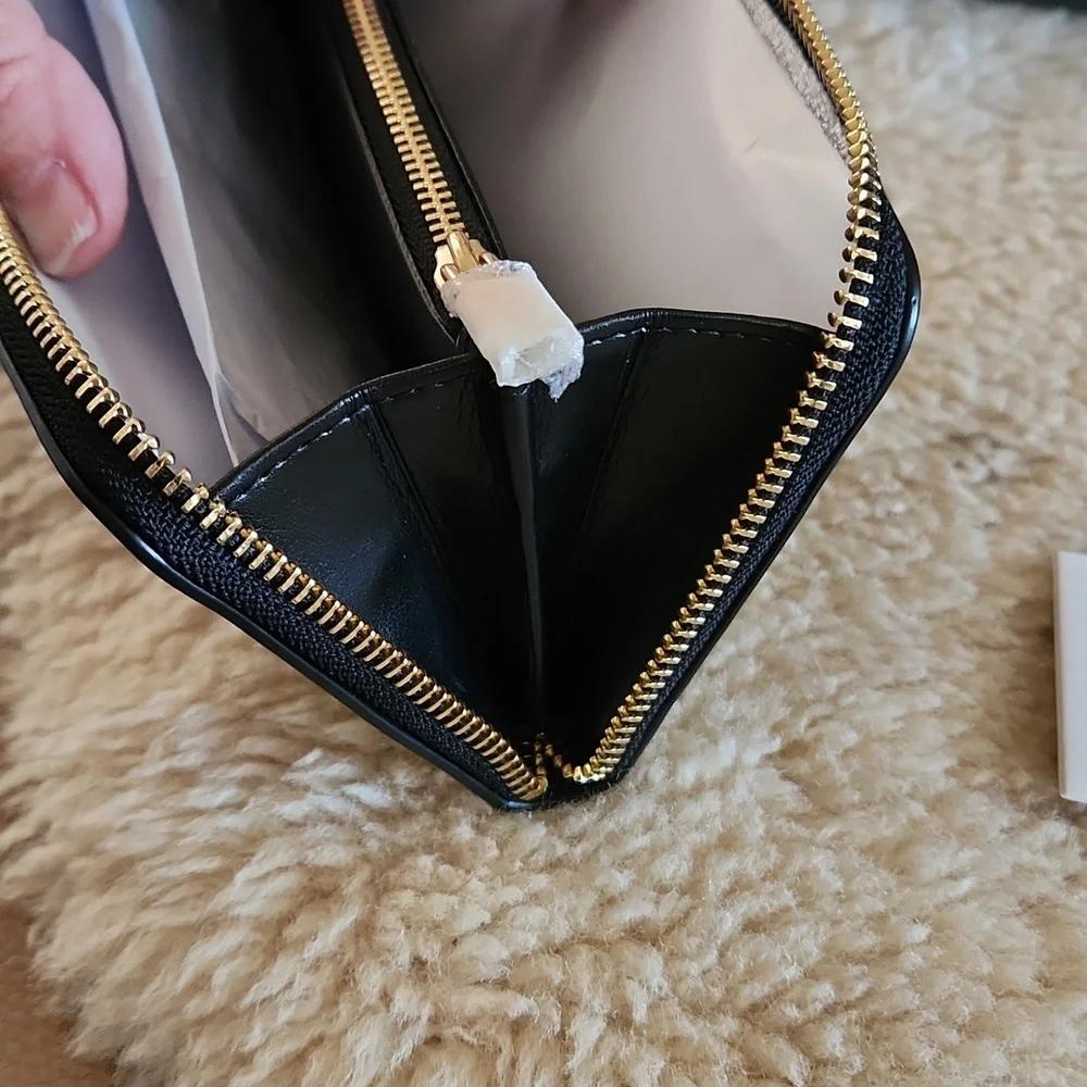 NWT IOB Coach Black Smooth Leather Slim Accordian Zippered Wallet 🖤💛🎁 - Picture 7 of 16